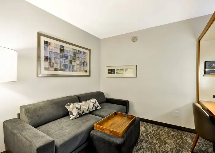 Springhill Hotel 3*