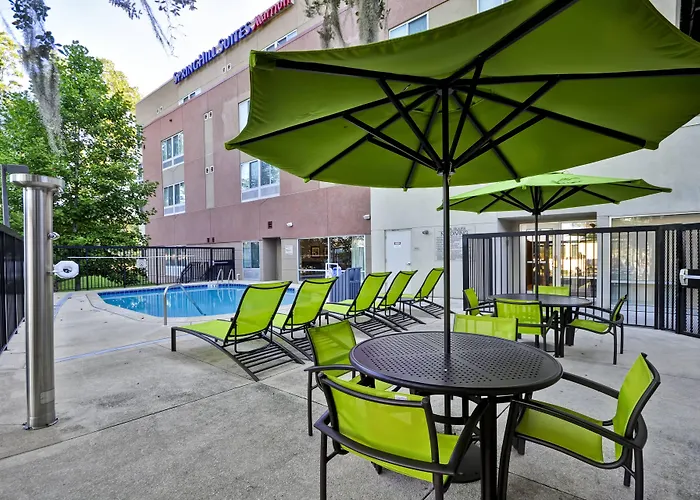 Springhill Hotel 3*