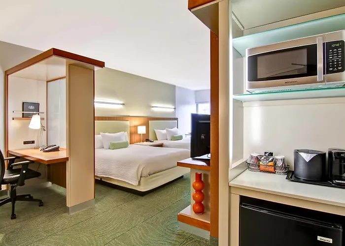 Springhill Hotel 3*
